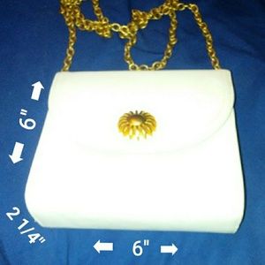 High Quality White Purse With Gold Chain